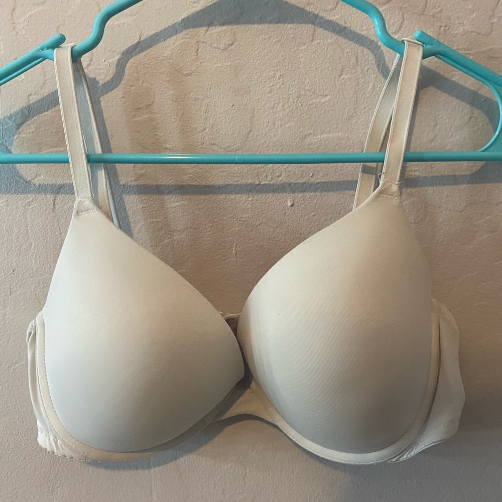White Victoria Secret Pink T-Shirt bra